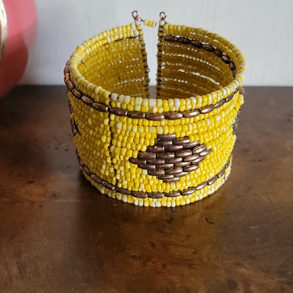 Mixed lot 3 bracelets